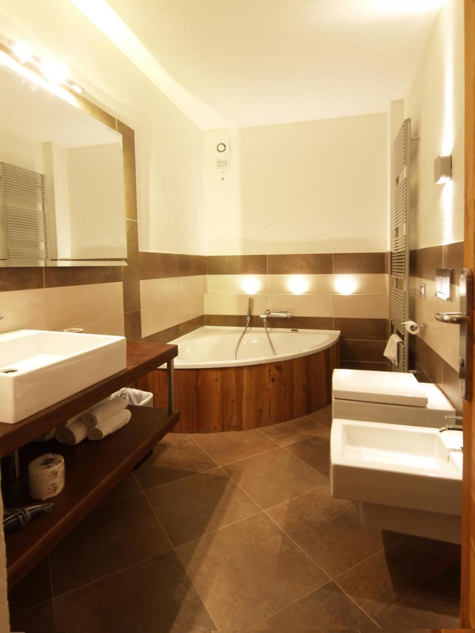 Albergo Nazionale Vernante Exterior photo